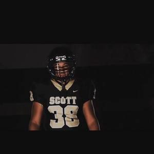 Meet your Posher, Dakota